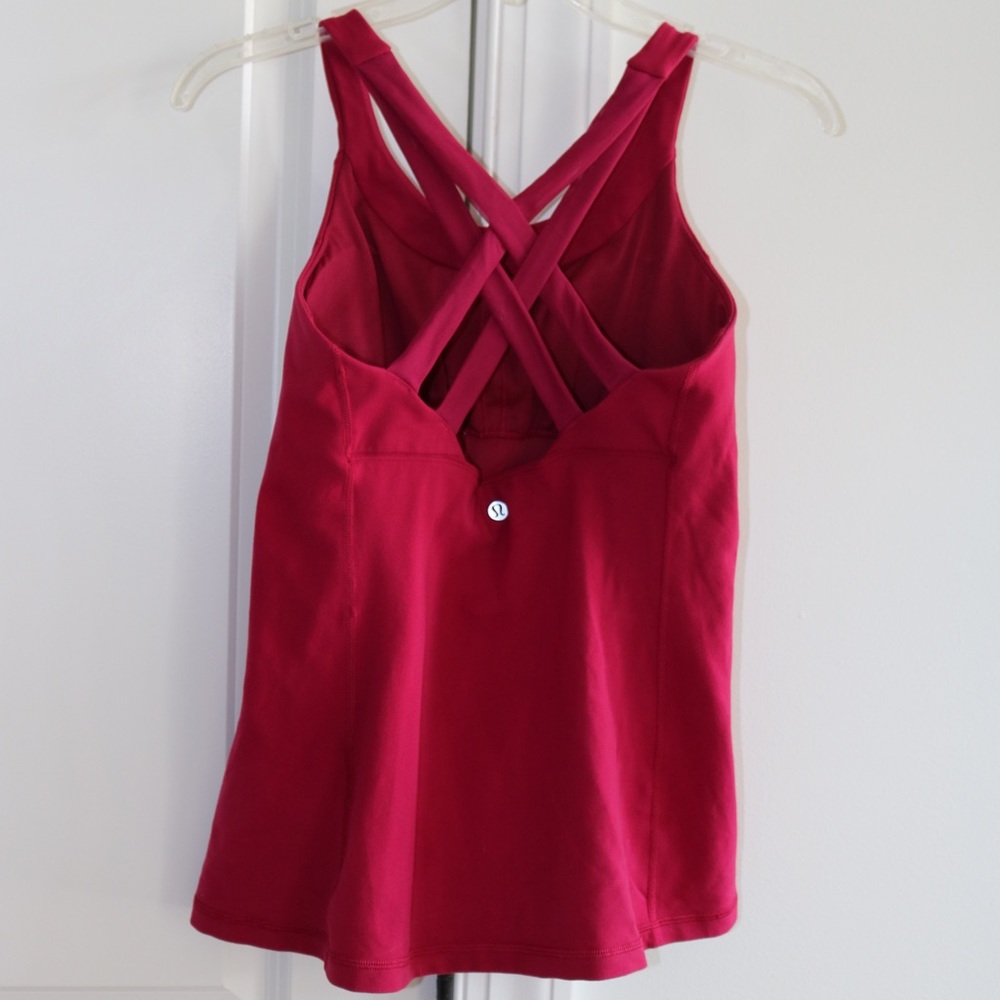 Crimson Lululemon Tank. Size 8. EUC.